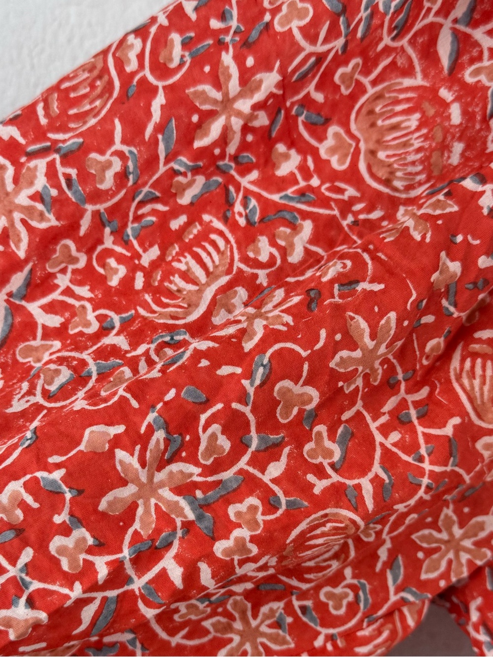 Cleobella Mylah Blouse Red Floral Block Print Tassel Tie Ruffle Boho Top Size M - Picture 6 of 11